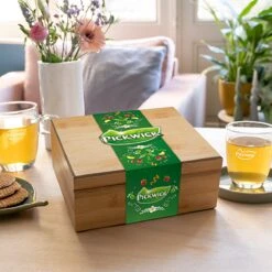 Pickwick Bamboe Houten Theedoos - Geschenkset - 60 Theezakjes -Veilige Voedselwinkel 1200x1200 209