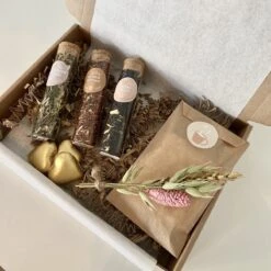 Het Theeplankje Giftset Theeproeverij Hartjesogen (Lottea, Thee Cadeaubox, Thee Cadeau, Cadeau Theeliefhebber, Relatiegeschenk, Personeelsgeschenk) -Veilige Voedselwinkel 1200x1200 233