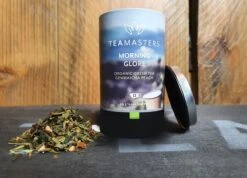 Teamasters Giftbox - Thee Geschenkset - Kerstpakket - Thee - Herbal Chai - Herbal Rooibos - Groene Thee - Perzik - Appel - Kerst - Geschenkset -Veilige Voedselwinkel 1200x863
