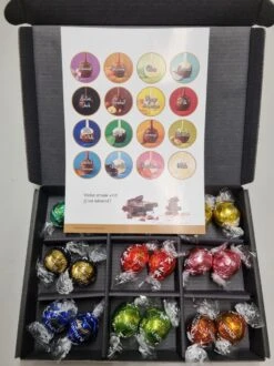 Chocolade Ballen Proeverij Pakket | Chocolade Pakket Met 9 Verschillende Chocolade Smaken Lindt Chocolade Met Mystery Card 'Save The Date' (met Persoonlijke Videoboodschap) | Cadeaupakket | Feestdagen Box | Chocolade Cadeau | Valentijnsdag -Veilige Voedselwinkel 899x1200 1