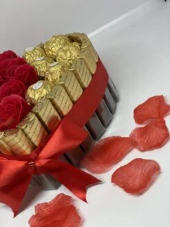Merkloos Chocolade Hart - Giftpack - Geschenk Moederdag - Cadeau Valentijnsdag - Speciaal En Handgemaakt - Valentijn Cadeau Voor Haar -Veilige Voedselwinkel 899x1200 16