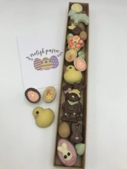 Cho-lala Luxe Giftbox Pasen En Lente | Chocolade Cadeau | 250 Gram Chocolade Paaseitjes, Paashaasjes, Lente Bonbons | Cadeau Pasen 5 Cho-lala Luxe Giftbox Pasen En Lente | Chocolade Cadeau | 250 Gram Chocolade Paaseitjes, Paashaasjes, Lente Bonbons | Cadeau Pasen -Veilige Voedselwinkel 899x1200 3