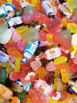 Suikervrij Snoep & Snoepgoed Mix 900 Gr - Voordeelverpakking - Glutenvrij Snoep, Snoepjes Voor Kinderen, Verjaardag, Uitdeel Snoep, Traktatie, Snoeppot, Snoep Met Natuurlijke Ingrediënten